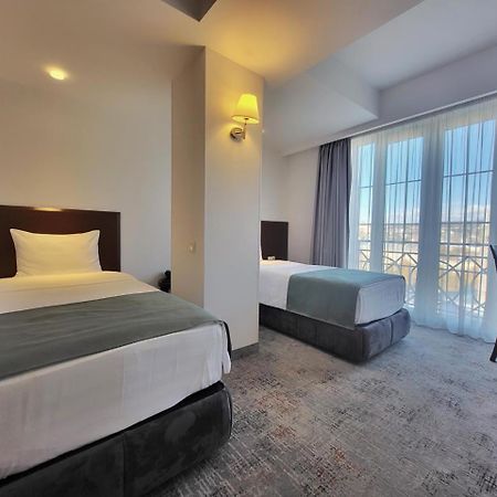 A5 Hotel ティビリシ エクステリア 写真