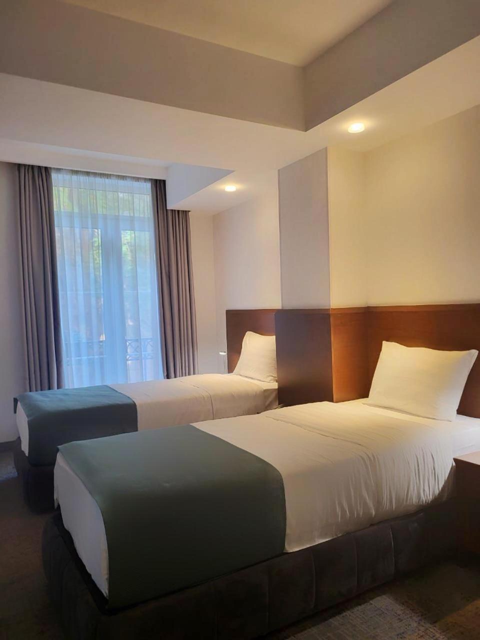 A5 Hotel ティビリシ エクステリア 写真